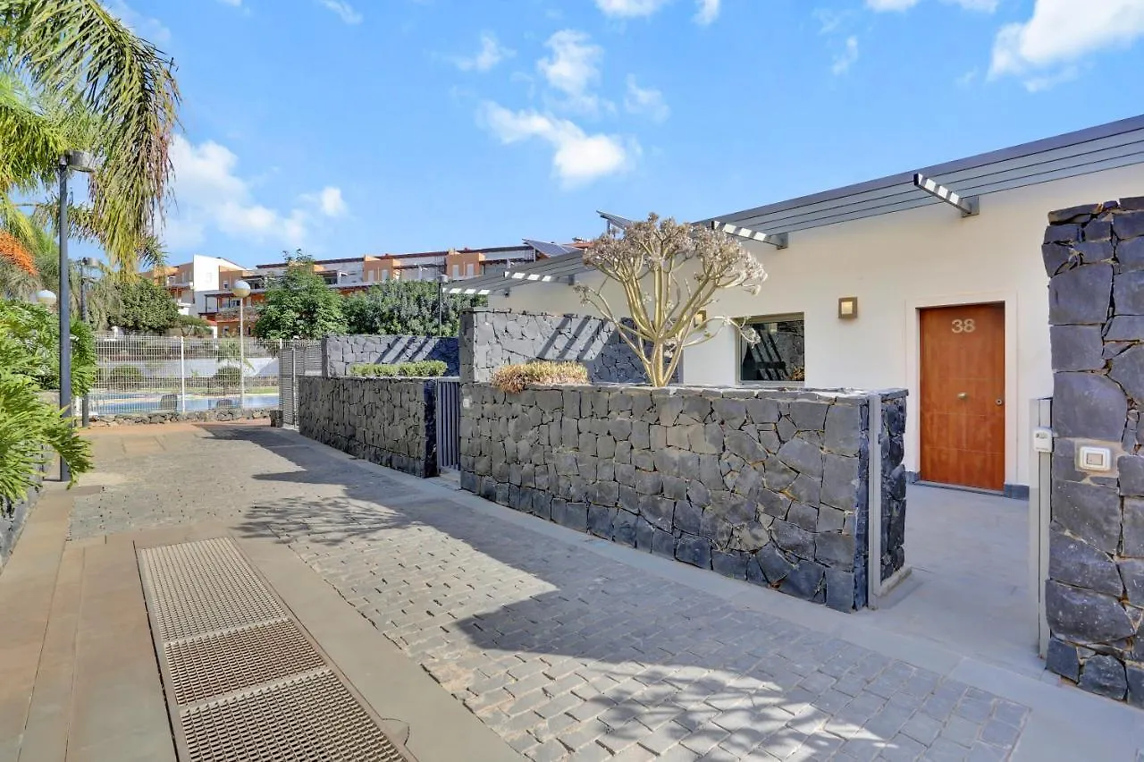 公寓 Atlantic Villa, Air Con, Fiber, Terrace Garden 圣米格尔德阿沃纳